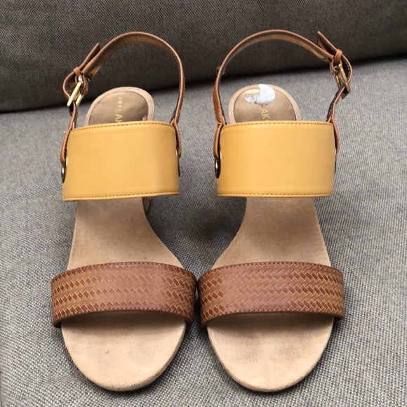 Anne Klein wedges size 8 - Picture 3 of 6